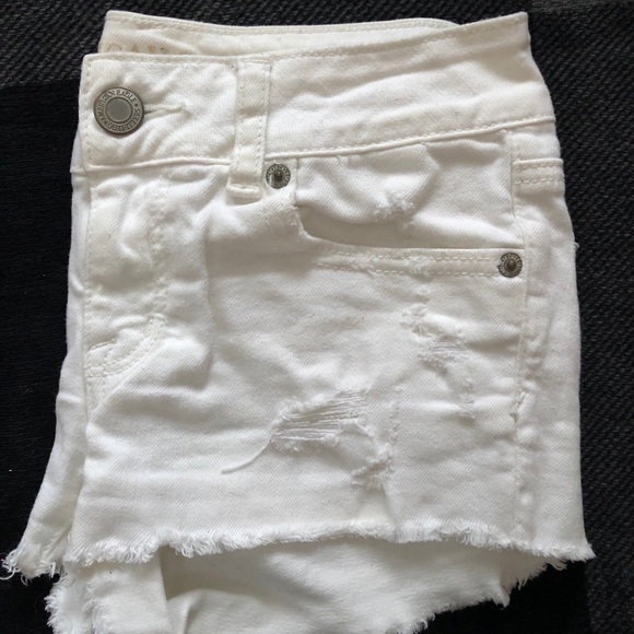 American Eagle low-rise jean shorts - Picture 3 of 4